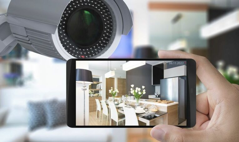 Bezpečný domov v 21. století? Veletrh FOR ARCH nabídne portfolio technologií pro zabezpečení i pomoc odborníků