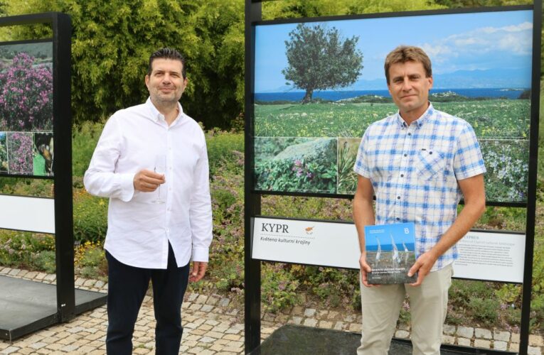 Objevte krásy Kypru v botanické zahradě v Troji