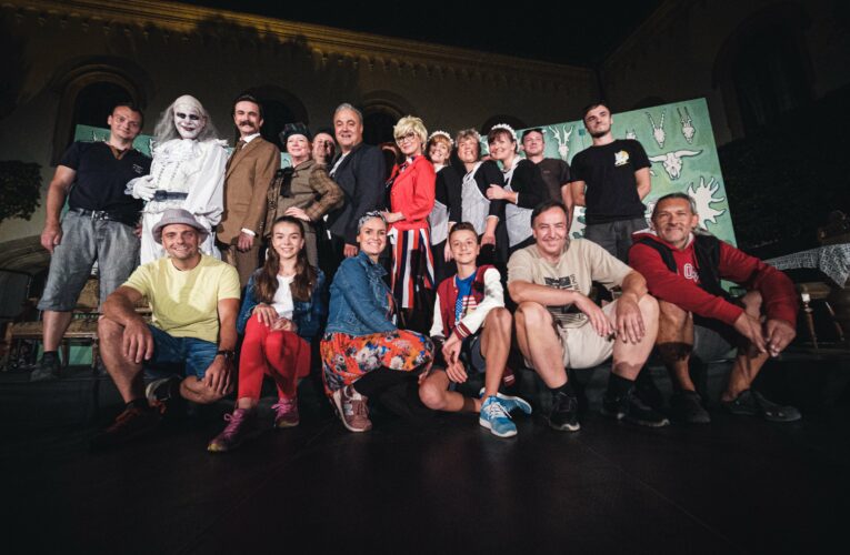 Bára Štěpánová a Martin Zounar stráví celé léto na hradech a zámcích