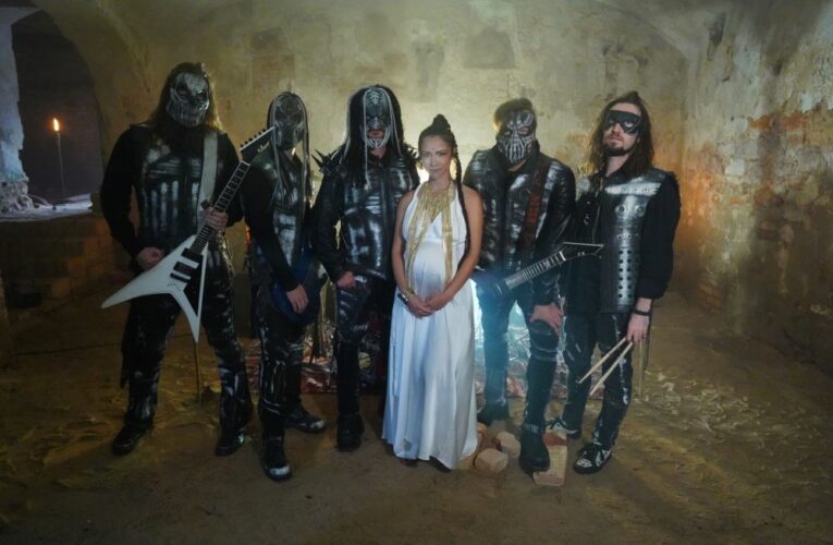 Noid a Burešová opět bok po boku