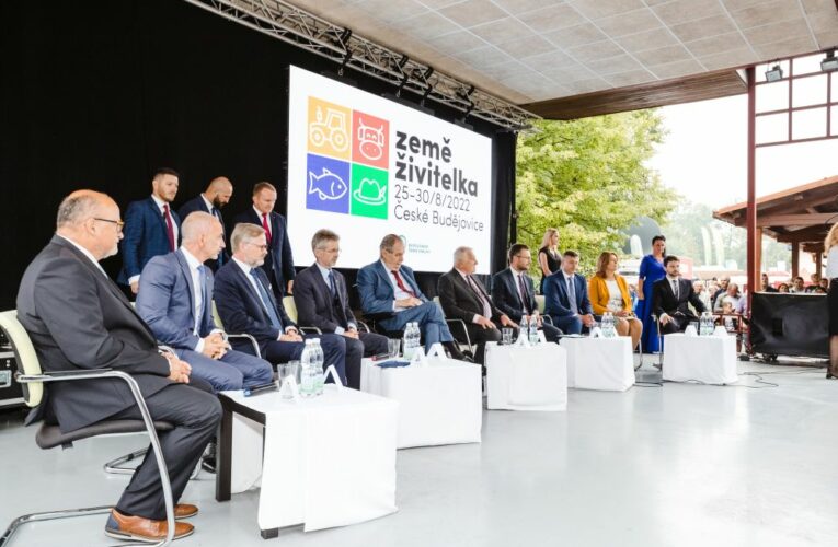 Ministr Nekula na Živitelce: V českém zemědělství v následujících letechpůjde o udržitelnost a šetrnost v krajině