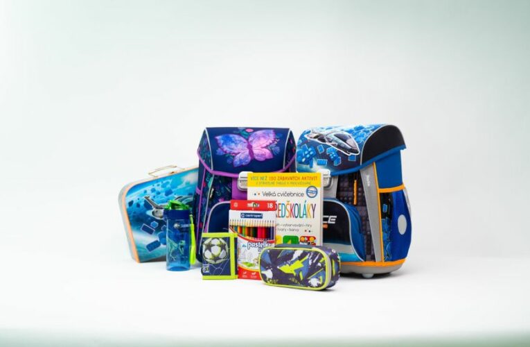 Prodej školních pomůcek je v plném proudu, zájem o ně bude větší než loni