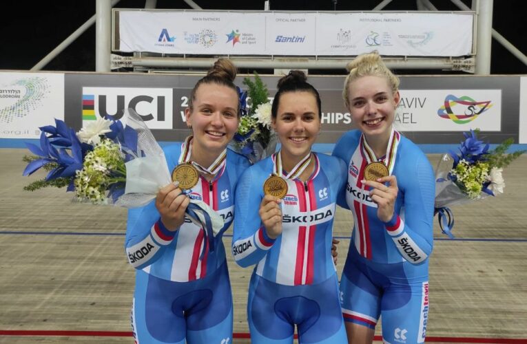 České dráhové juniorky bronzové na MS v týmovém sprintu