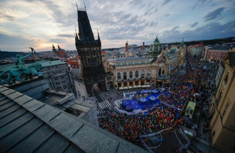 Strhující finiš! Vítězem Birell Grand Prix Praha je Maročan Amghar,nejlepším Čechem nečekaně Vebr