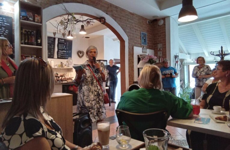 Daniela představila novou knihu Dítě mezi otcem a matkou