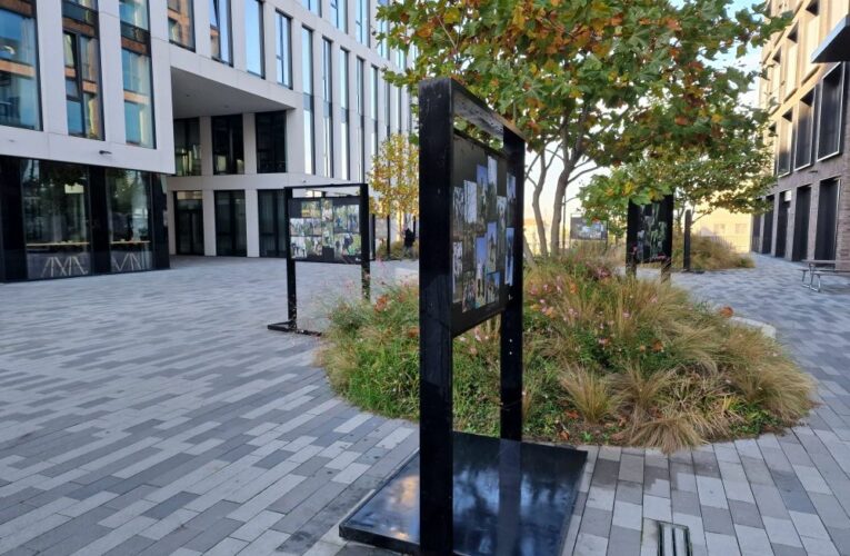 Významné osobnosti z projektu botanické zahrady se představují u kancelářských budov Churchill Square v centru Prahy