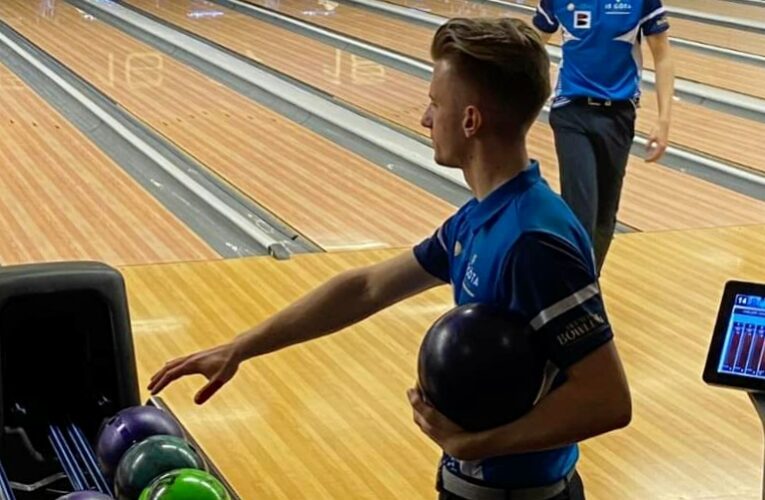 Bowler Jan Macek ve šlágru nejvyšší švédské bowlingové ligy