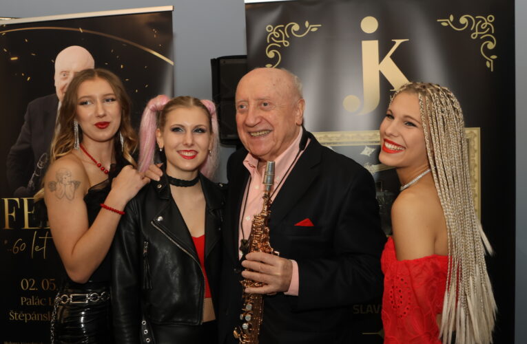 Felix Slováček zve na koncert k 60. výročí na scéně!