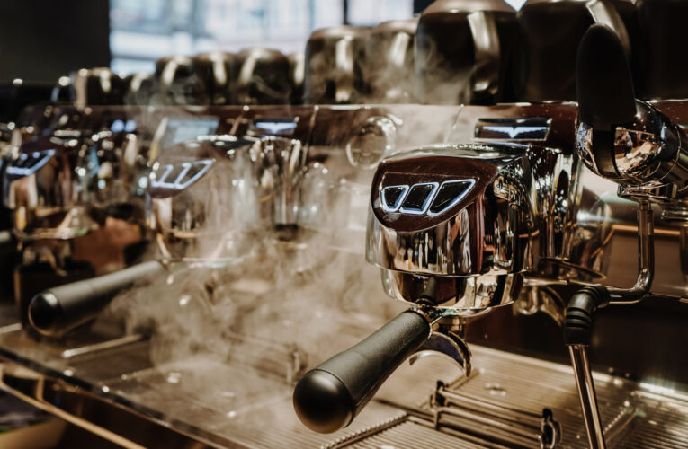 Starbucks dnes otevírá v centru Prahy první Reserve store ve střední Evropě. Nabídne unikátní kávu i způsoby přípravy