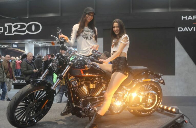 Na letňanském výstavišti byly oceněny vítězné stroje v šesti kategoriích prestižní ankety Motocykl roku