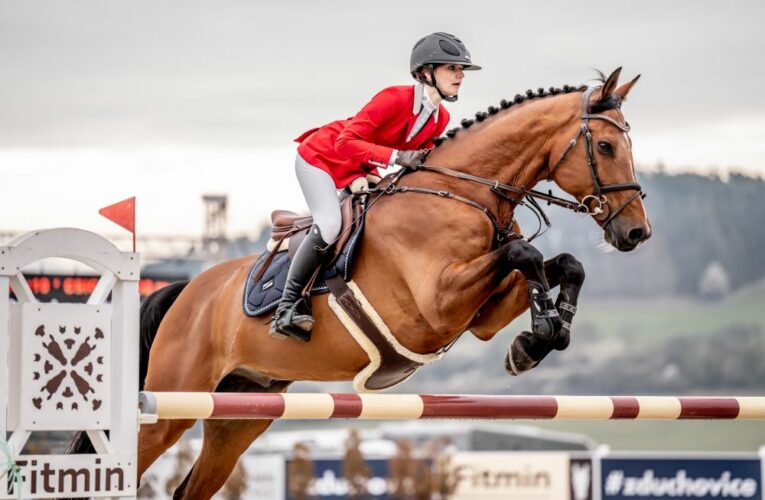 „Vnitřní stres před závodem mě motivuje jít do toho naplno“.
