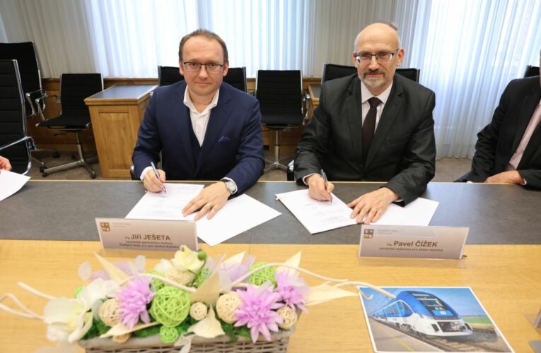 Nové vlaky završí modernizaci dopravy v Plzeňském kraji