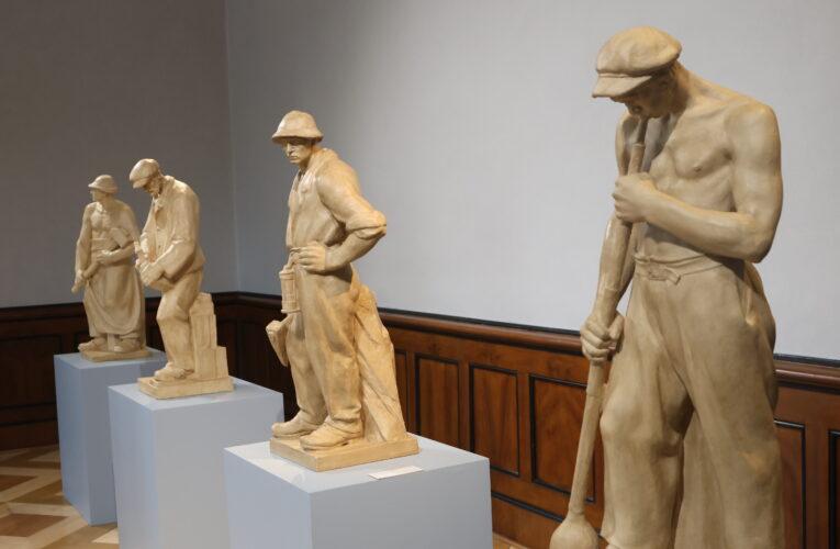 Hrdinové, géniové, symboly a múzy 