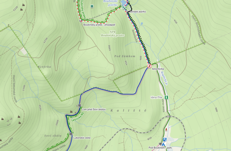 K Boubínskému jezírku se v létě bezpečně dostanete po náhradní trase