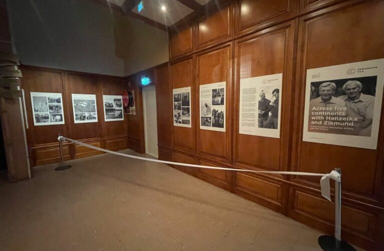 Expozice S Hanzelkou a Zikmundem pěti světadíly se představuje v Norsku. Zlín bude zase hostit výstavu Thora Heyerdahla