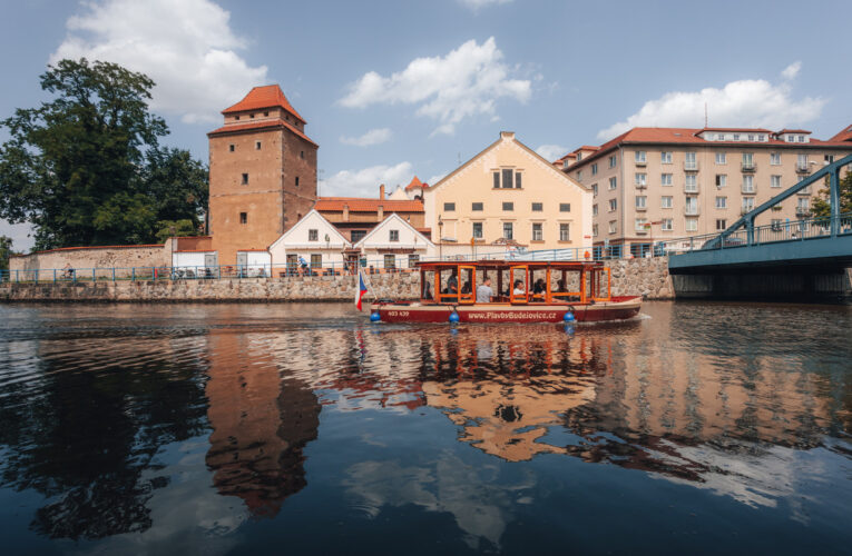 Lodě na vltavské vodě – zahájení plavební sezony – sobota 6. května 2023