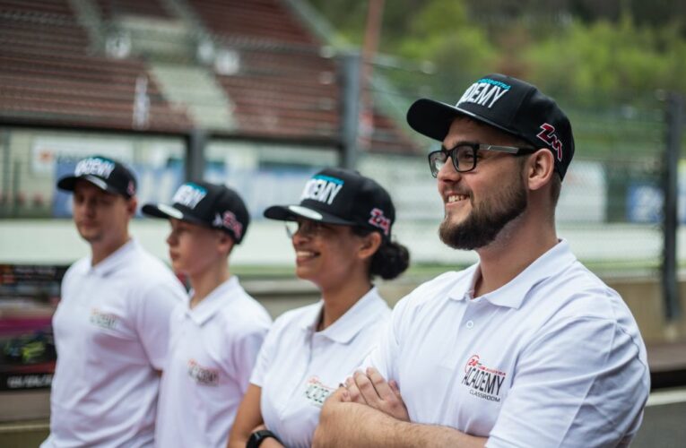Tým Buggyra ZM Racing odstartoval program GT Classroom