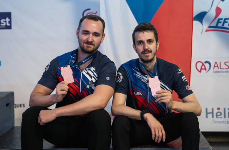 Dvě fantastické medaile z Mistrovství Evropy a postup na světový šampionát. Český bowling opět přepisuje historii.