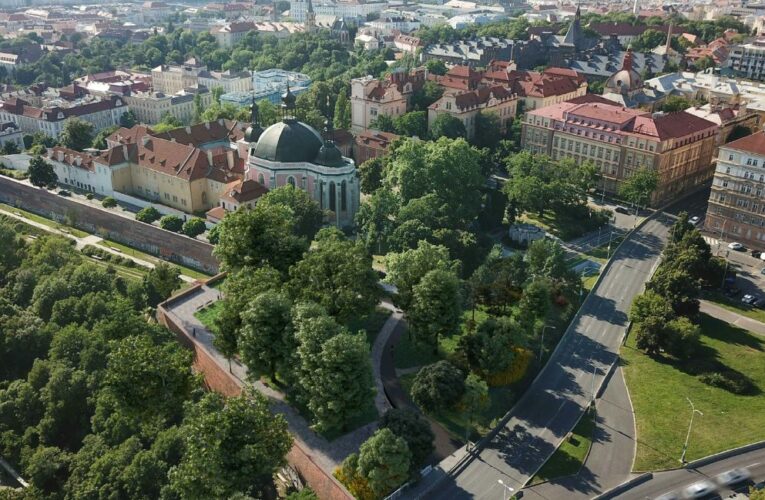 Park na Karlově bude mít nové umělecké dílo.Praha 2 ho hledá i za pomoci odborníků v architektonické soutěži