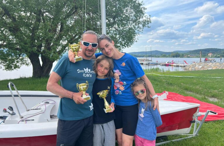 Moderátorka Lucie Křížková poprvé závodila se svým manželem na plachetnici