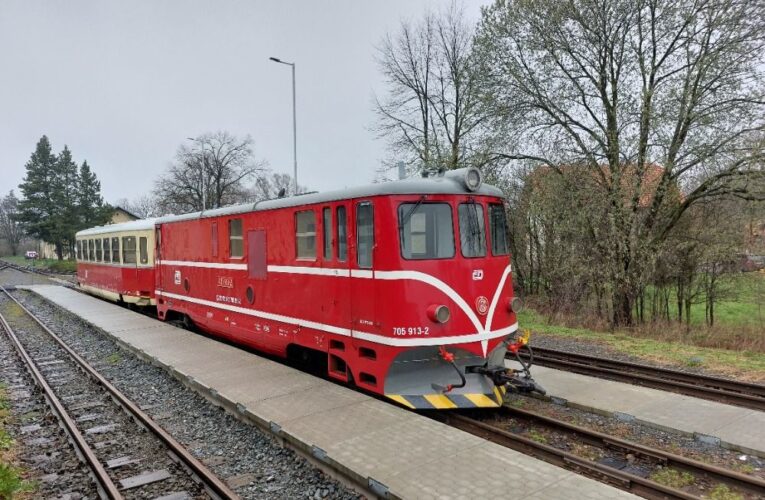 České dráhy opravily druhý osobní vůz pro Osoblažku