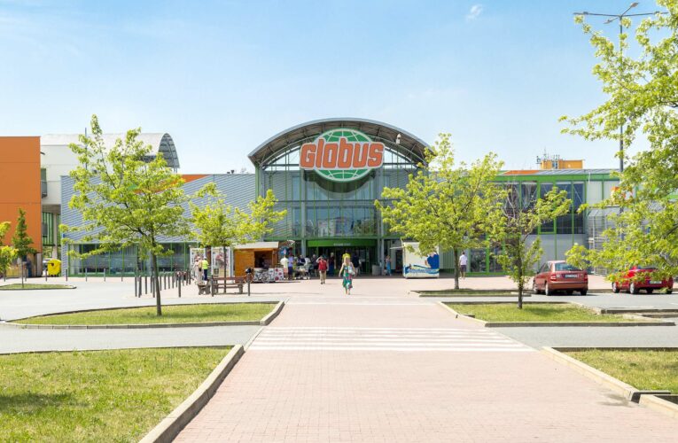 Globus ekologicky. V pražských Čakovicích staví nádrž na dešťovku, umyje vám s ní auto