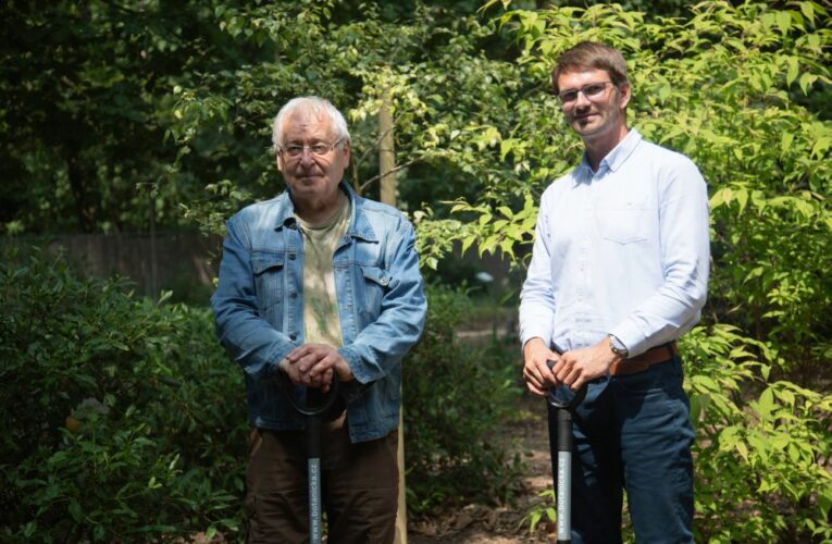 Projekt Kořeny osobností v trojské botanické zahradě obohatil geolog a popularizátor vědy Václav Cílek