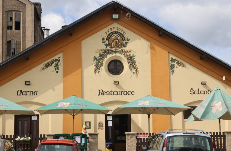 Na tradici vaření piva v Berouně navázali v rodinném pivovaru „Berounský medvěd“