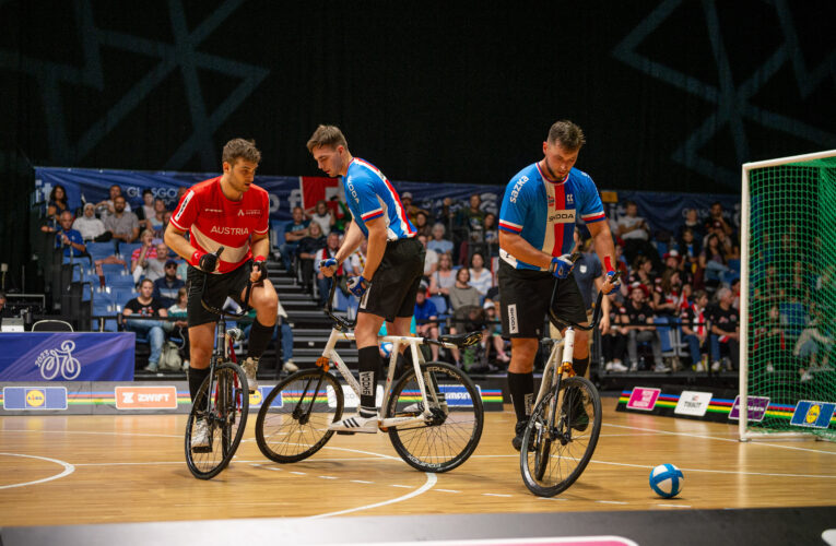 Jedenáctý den mistrovství světa a poslední boje o medaile