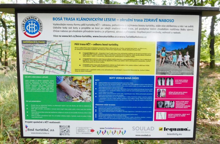 Spojte se s přírodou: Klub českých turistů otevírá první bosou trasu v České republice