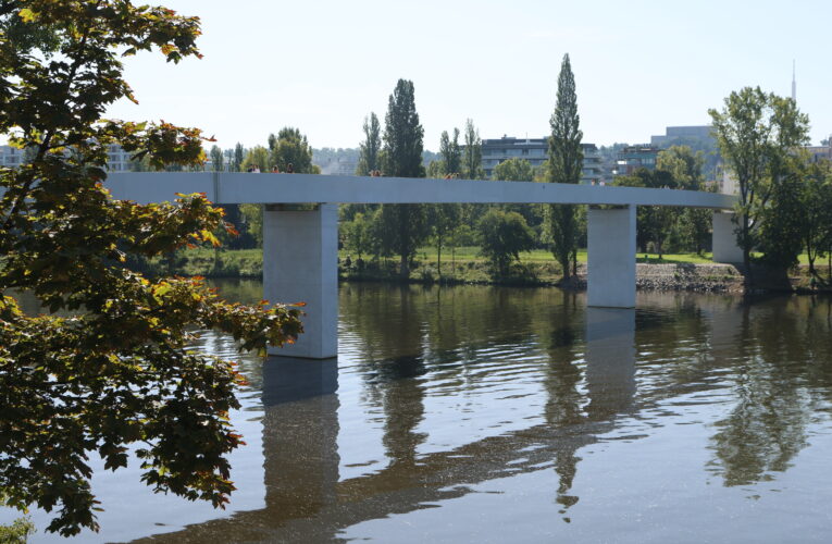 Štvanická lávka se uchází o titul Stavba roku 2023