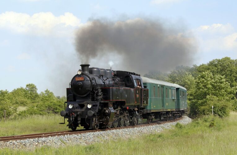 Turistickou sezónu na trati do Lednice zakončí parní vlaky
