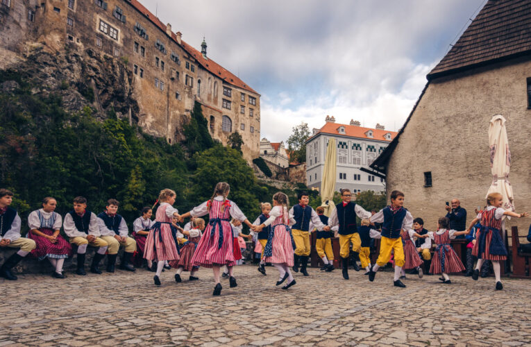Jižní Čechy čeká prodloužený víkend plný svatováclavských slavností!