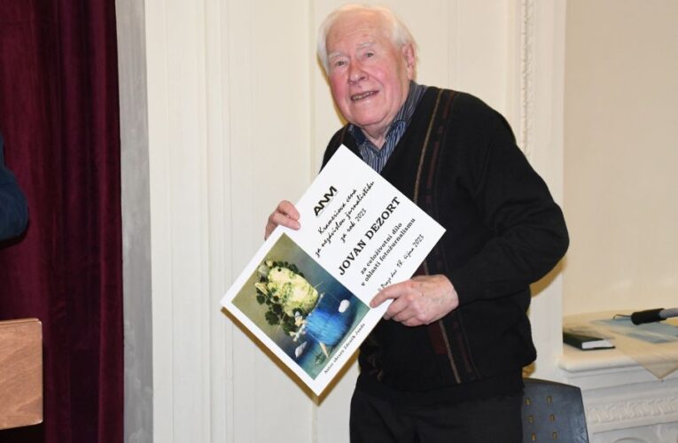 Krameriovu cenu 2023 získala i legenda československé a české fotožurnalistiky Jovan Dezort