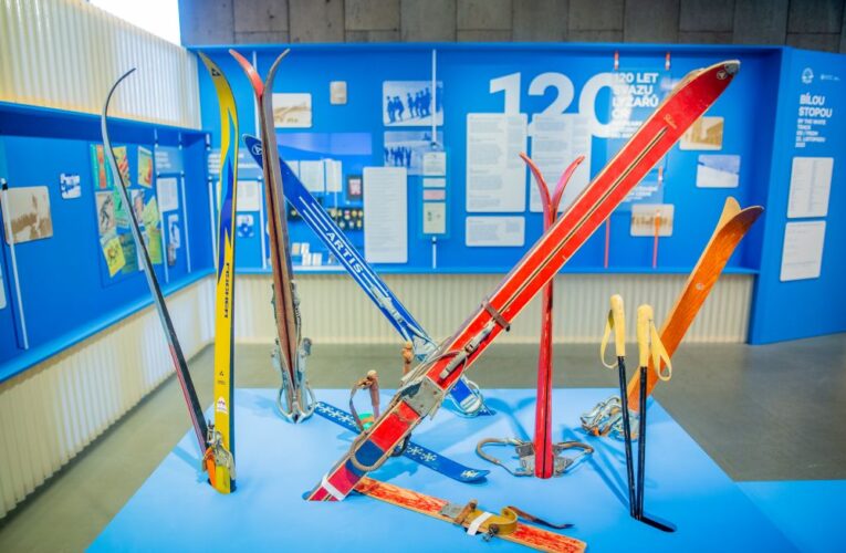 Bílou stopou – výstava u příležitosti výročí 120 let od založení Svazu lyžařů ČR