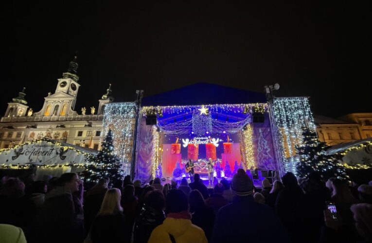 Hvězdná vystoupení i novoroční koncert. Českobudějovický advent slibuje nabitý kulturní program!