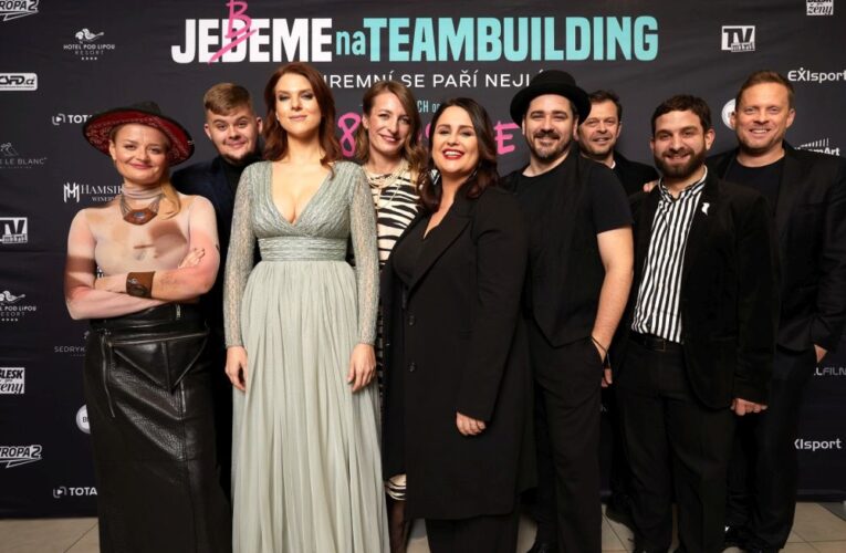 Bláznivá komedie JEDEME NA TEAMBUILDING měla bláznivou slavnostní premiéru