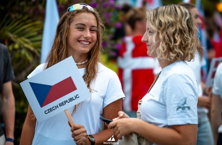 Kristýna Piňosová z RODOP iQFoil týmu ve vedení na mistrovství světa!