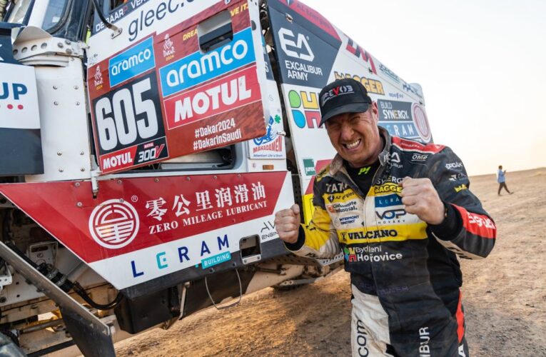 Aliyyah Koloc se na Dakaru vrátila do hry, Valtr se pral se zrádnými dunami