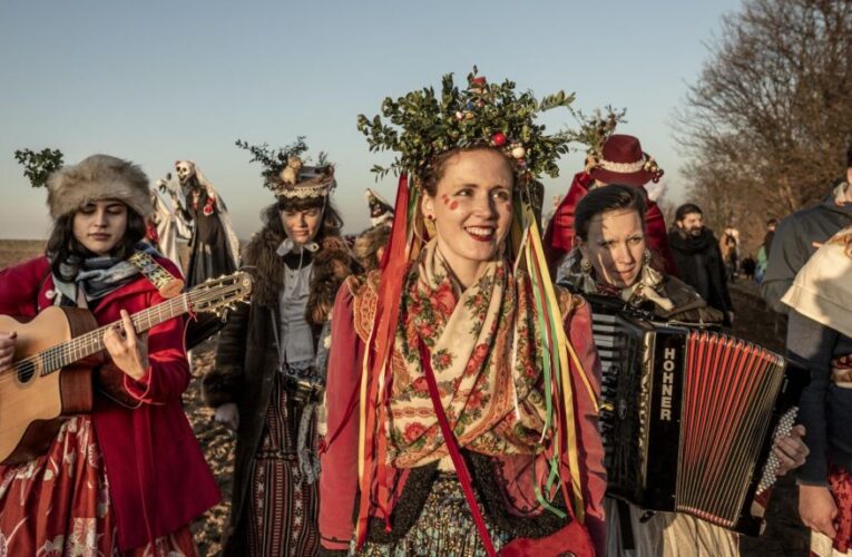 Masopustní maškary přinesou do středních Čech dobrou náladu, smích i zpěv