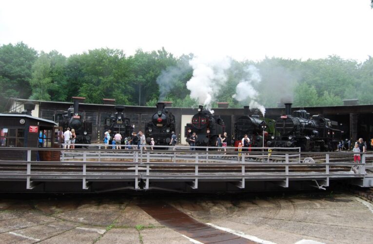 Sezóna v železničním muzeu v Lužné u Rakovníka začne 27. dubna, na návštěvníky čeká Parní víkend, Setkání drezín nebo Setkání Hektorů