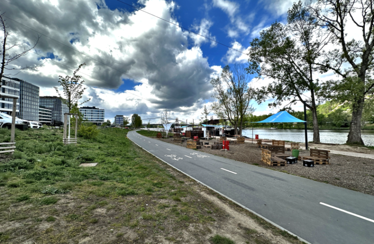 Praha zprovoznila další část cyklostezky A1 mezi Stromovkou a ulicí Varhulíkové