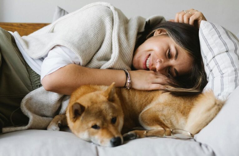 Květen je měsícem duševního zdraví:  Jak k psychické pohodě přispívá kočka a pes?