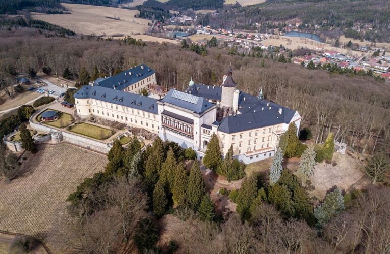 Turistickou sezonu jsme začali ve Zbirohu