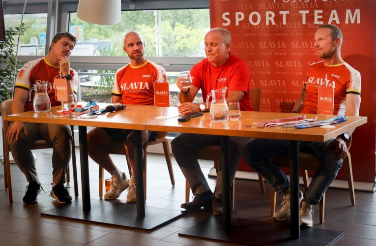 Lyžařské legendy Řezáč s Gjerdalenem ambasadory cyklistického závodu Král 50. rovnoběžky