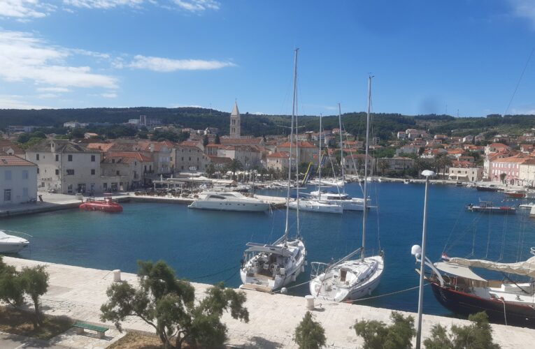 Fotbalový šampionát EURO 2024 v Chorvatsku turistům neunikne. Fandit se bude všude