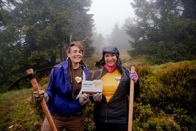 Stezky z lásky vedou k srdcím milovníků přírody