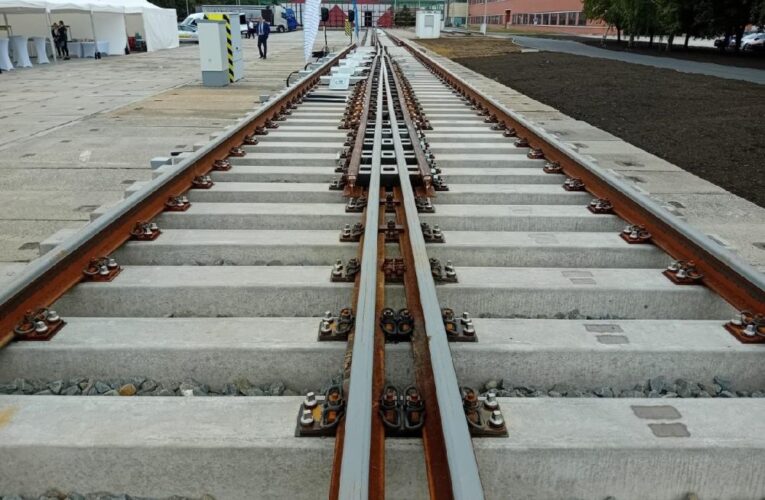 Představení výhybky pro vysokorychlostní železnice od společnosti DT – Výhybkárna a strojírna Prostějov