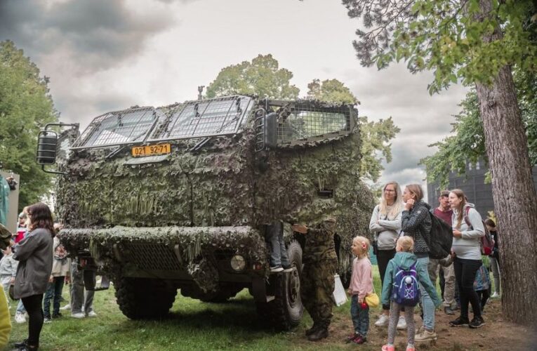 Tradiční festival Den hrdinů letos poprvé v Praze  představí humanitární základnu Na Výstavišti!