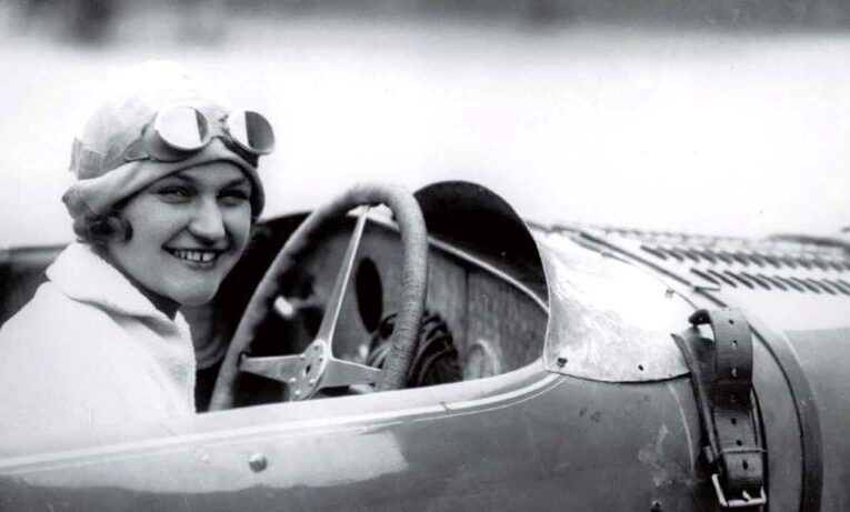 Představení nové kolekce věnované Elišce Junkové vyvrcholí gospelovým koncertem